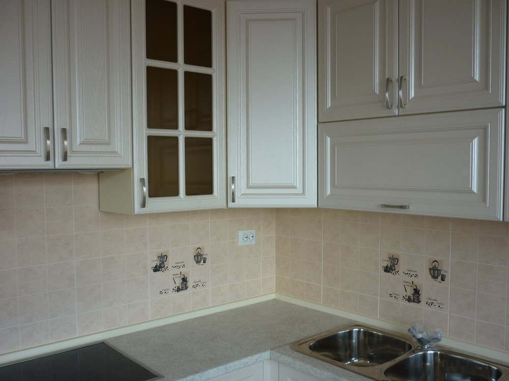 Белый кухонный гарнитур-Кухня МДФ в ПВХ «Модель 169»-фото3