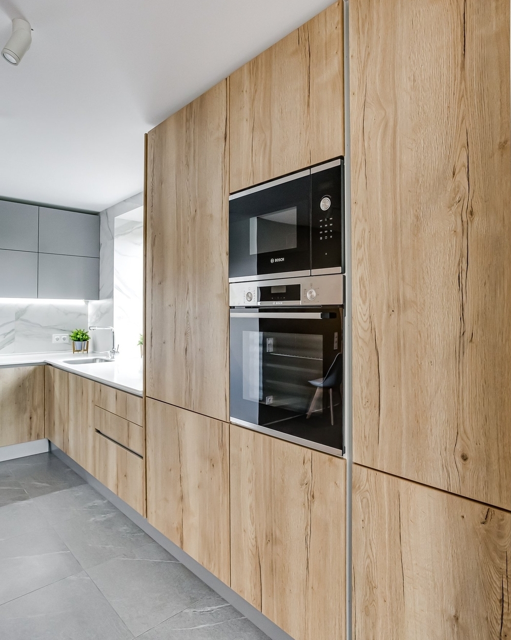 Высокие кухни под потолок-Кухня Эггер Дуб галифакс «Модель 755»-фото6